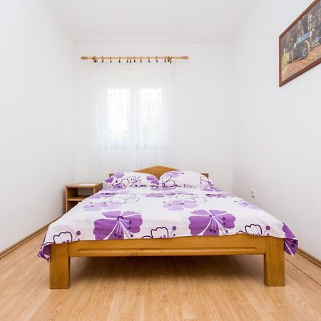 Apartman Justinic Šilo Quarto foto