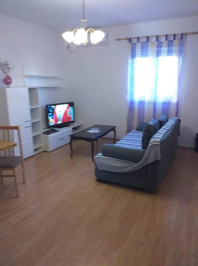 Apartman Justinic Šilo Exterior foto